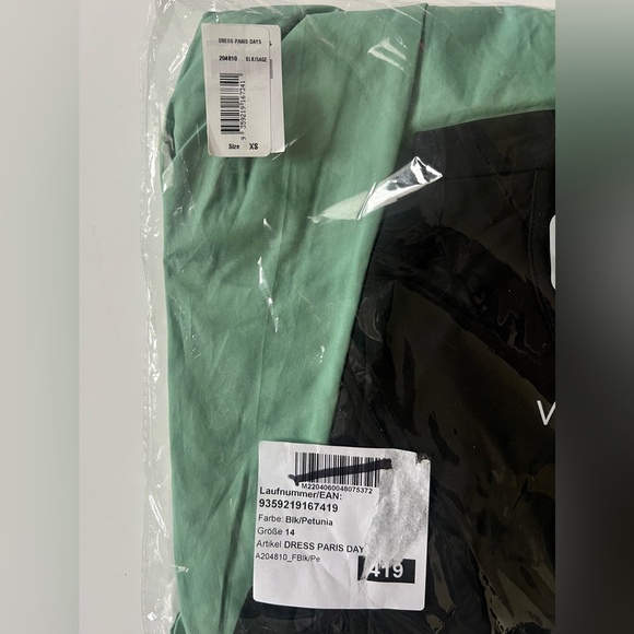 City Chic Paris Days Dress - Picture 6 of 8